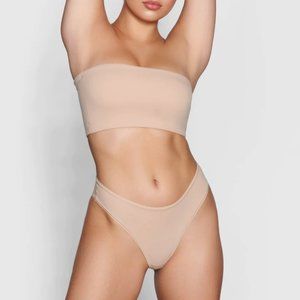 SKIMS Fits Everybody Bandeau in Clay (Size 4X)